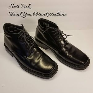 EUC. Alfani Black Glossy Leather Chukka Boots 8.5M